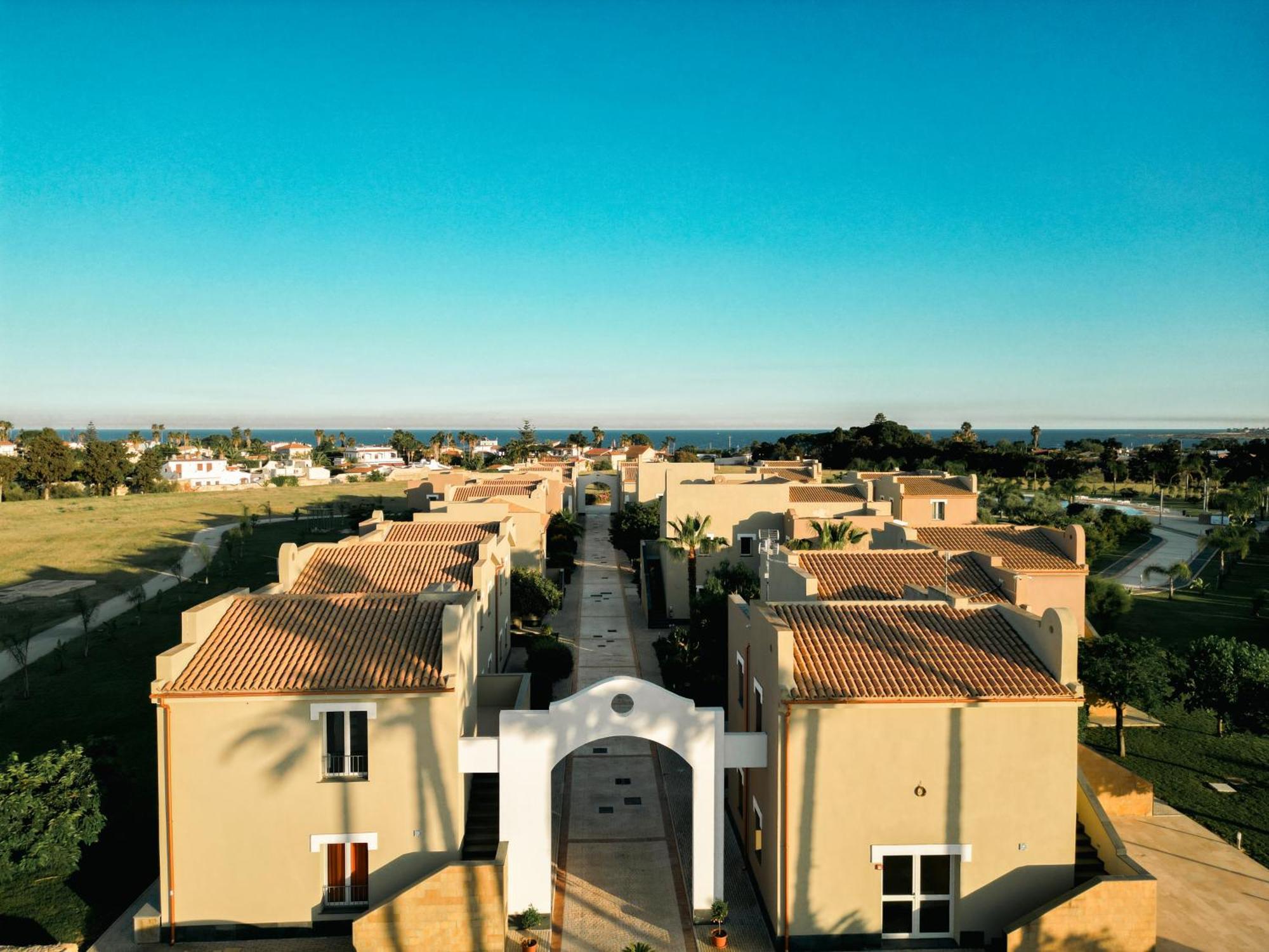 פנוסה Residence Archimede מראה חיצוני תמונה