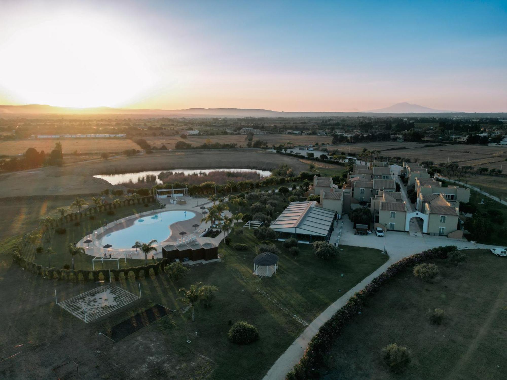 פנוסה Residence Archimede מראה חיצוני תמונה