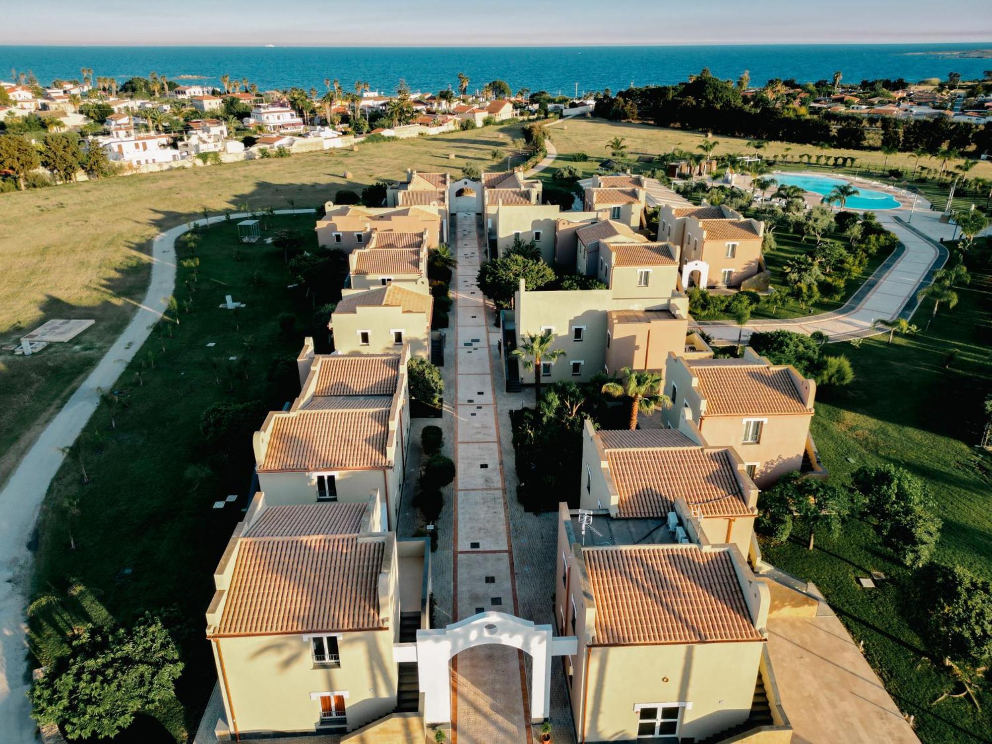 פנוסה Residence Archimede מראה חיצוני תמונה