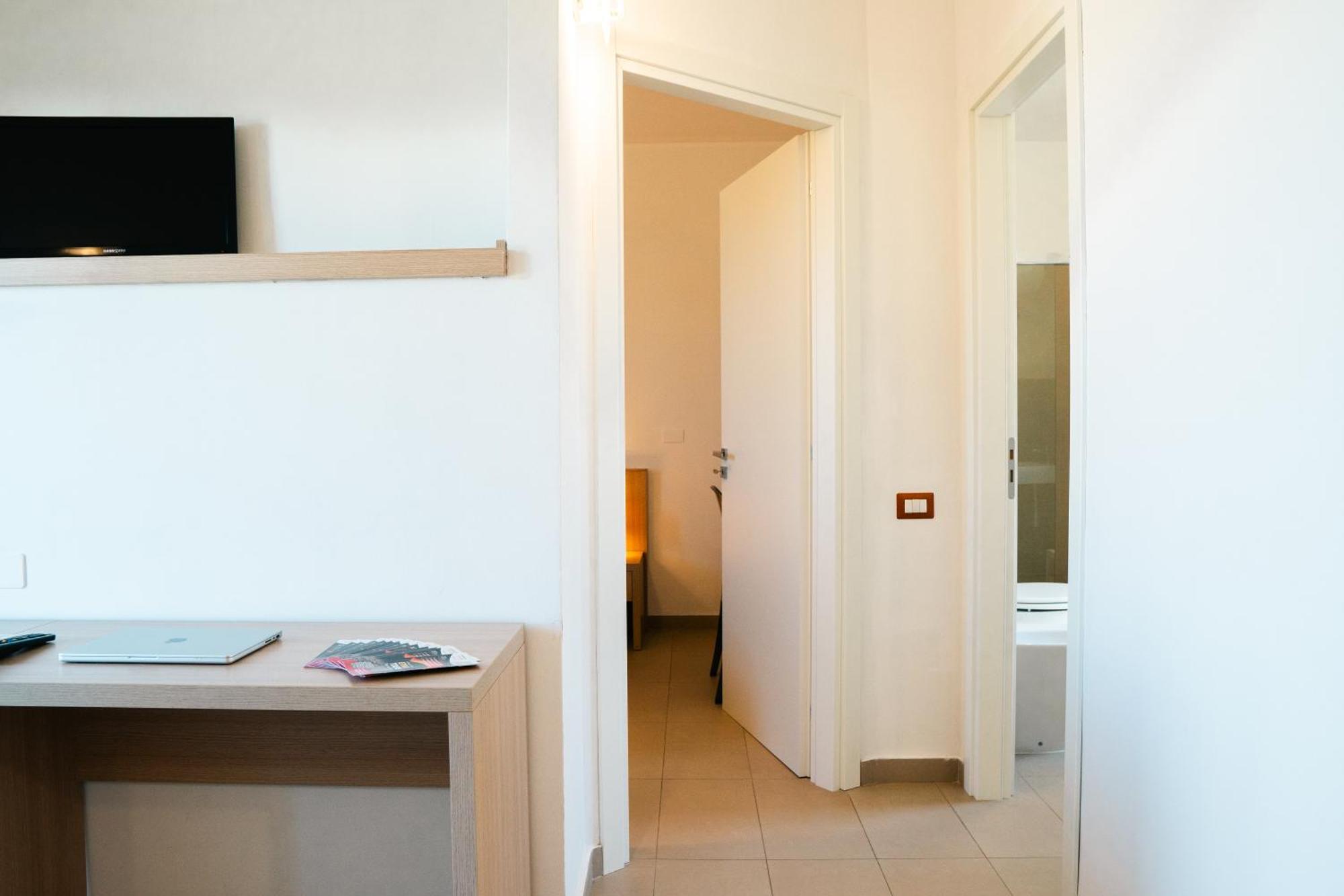 פנוסה Residence Archimede מראה חיצוני תמונה